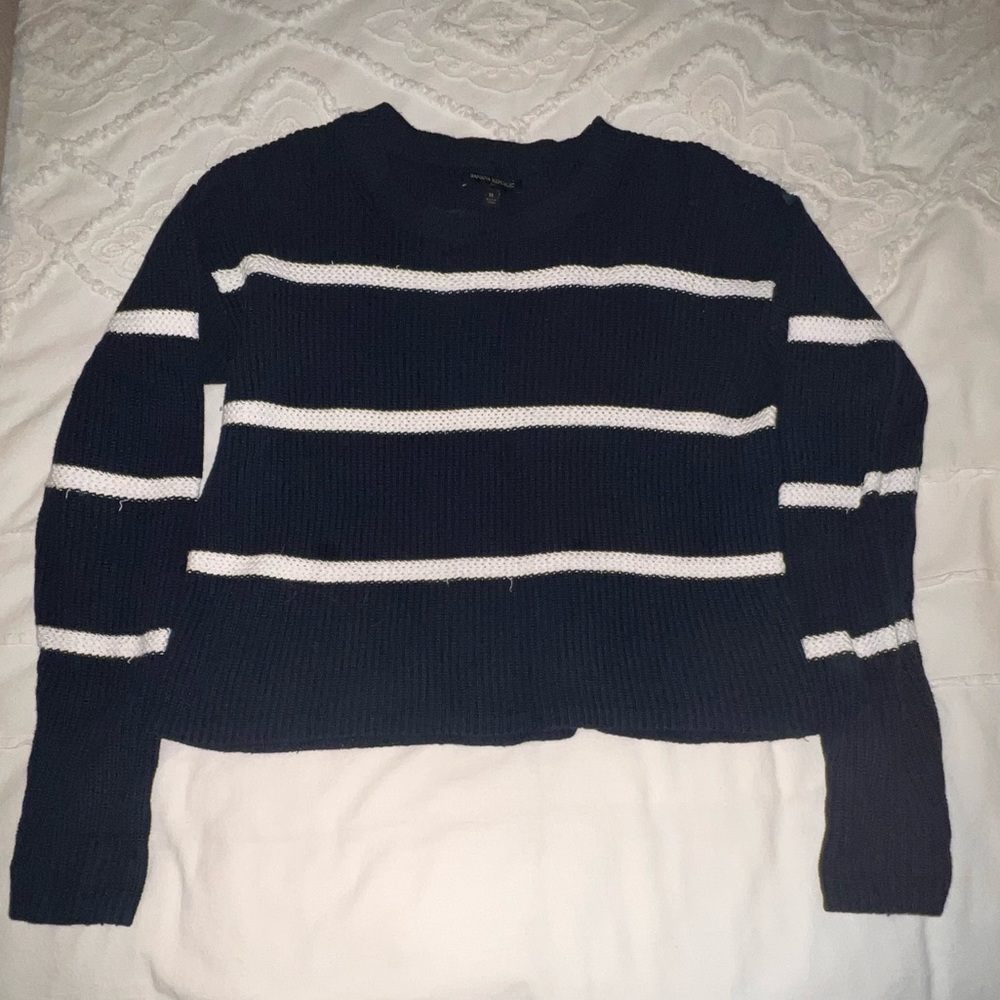Banana Republic Cotton Cropped Sweater - Picture 2 of 3